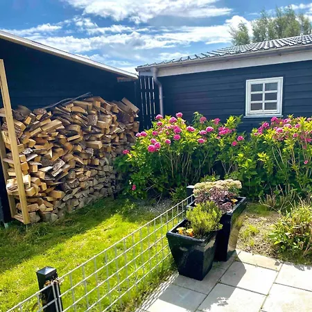 Exclusive Cottage, 100 Meters From The 度假居 Mesinge
